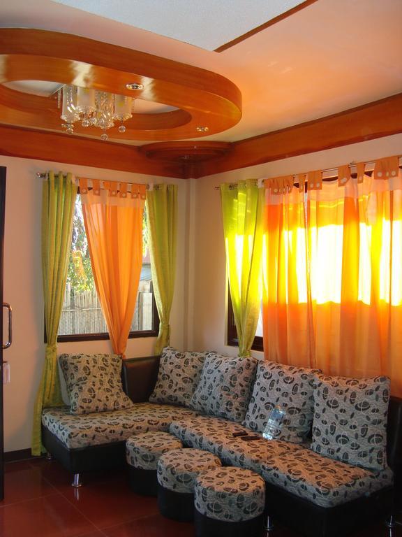 El Gallo Traveler'S Pension Puerto Princesa Eksteriør bilde