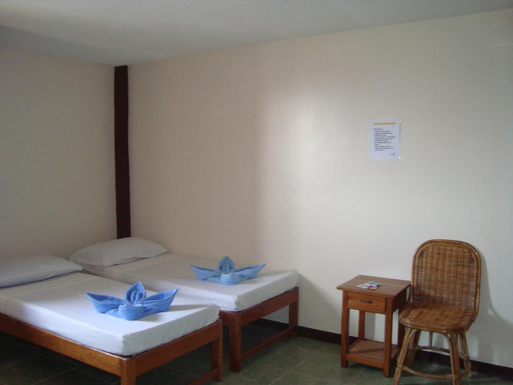 El Gallo Traveler'S Pension Puerto Princesa Eksteriør bilde